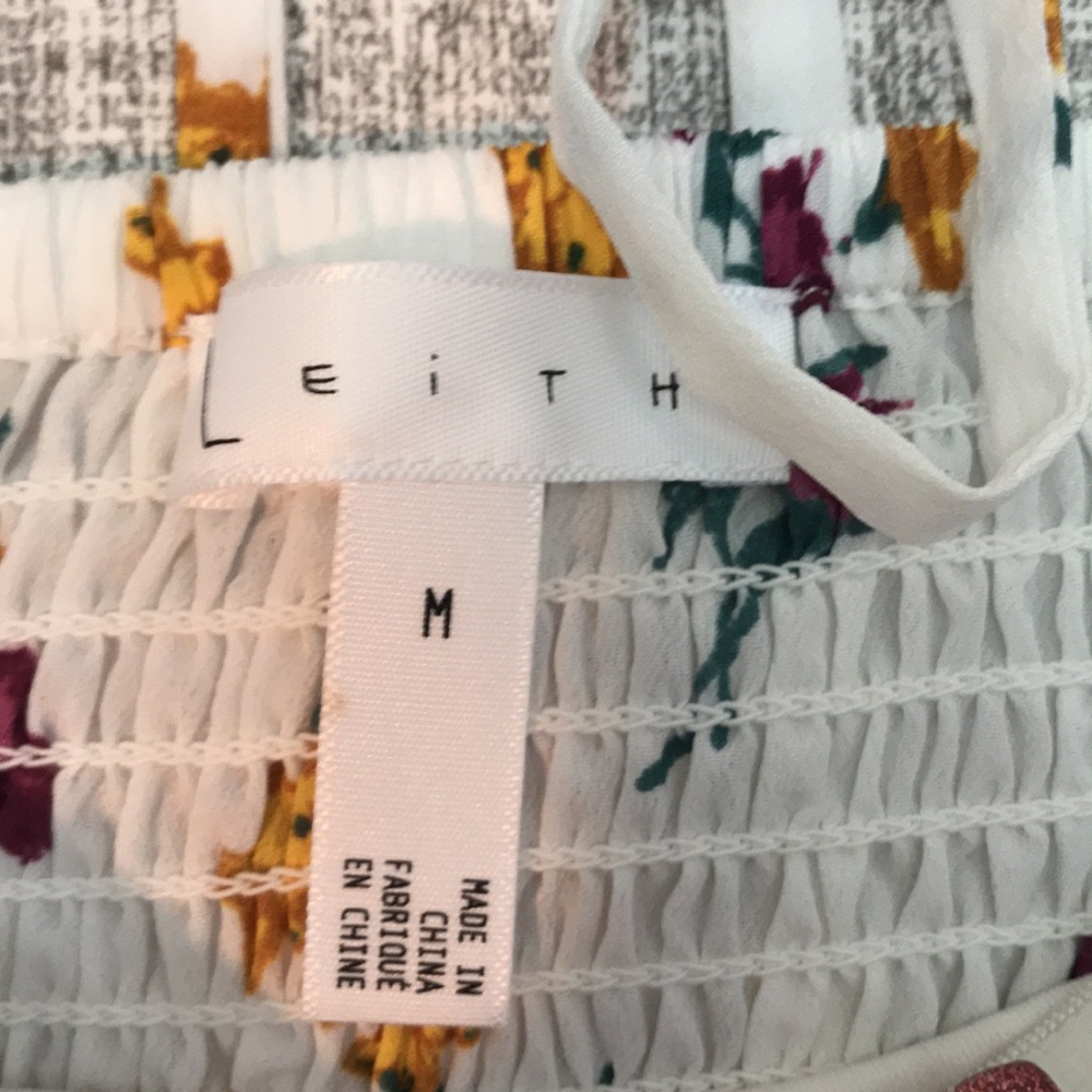 Leith White Floral Halter Tie-Front Crop Top sz M - Picture 5 of 7